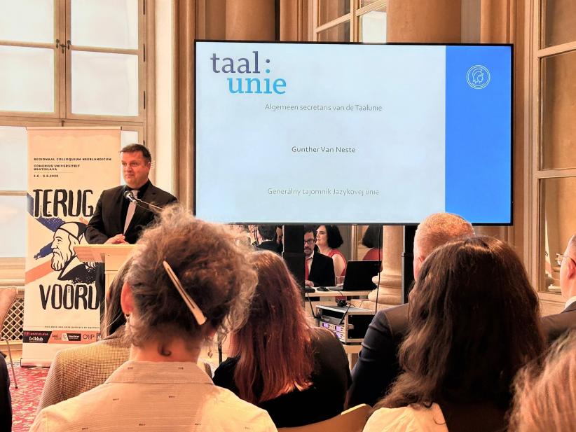 Algemeen secretaris van de Taalunie Gunther Van Neste over het Nederlands als verbindende kracht