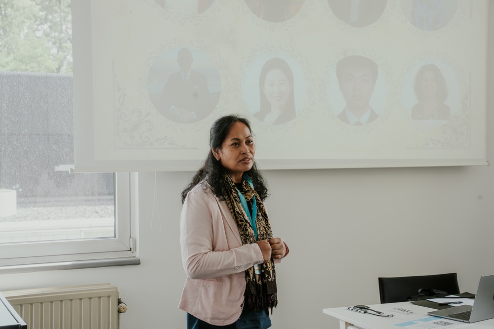 Ana Maria van Valen Voorzitter (NINA (Netwerk Internationale Neerlandistiek in Azië))